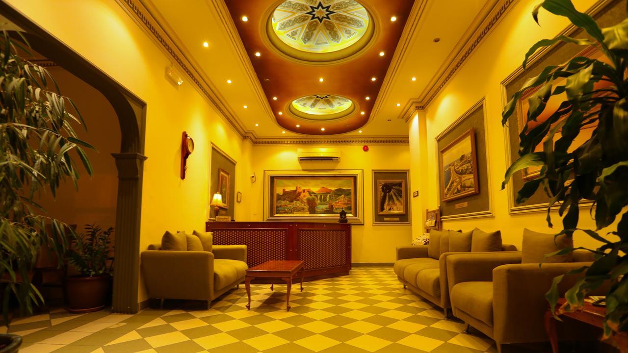 Al Shorouq Hotel Apartments Muskat Eksteriør bilde